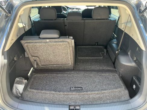 Used 2021 Volkswagen Tiguan S FWD image 29