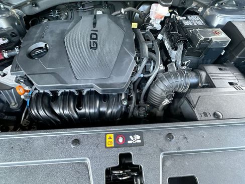Used 2023 Hyundai Santa Fe SEL FWD image 12