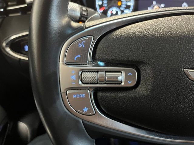 Used 2025 Genesis GV70 2.5T AWD/4WD image 23