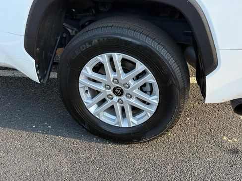 Used 2022 Toyota Tundra SR5 image 8