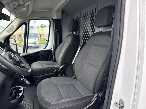 Used 2024 RAM ProMaster 3500 w/ Convenience Group FWD image 13