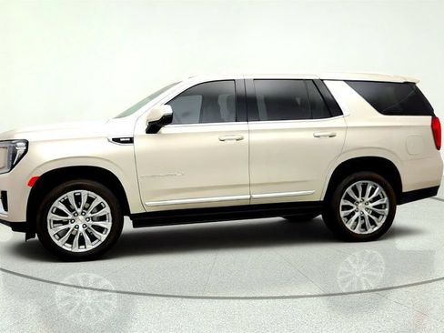 Used 2024 GMC Yukon Denali AWD/4WD image 8