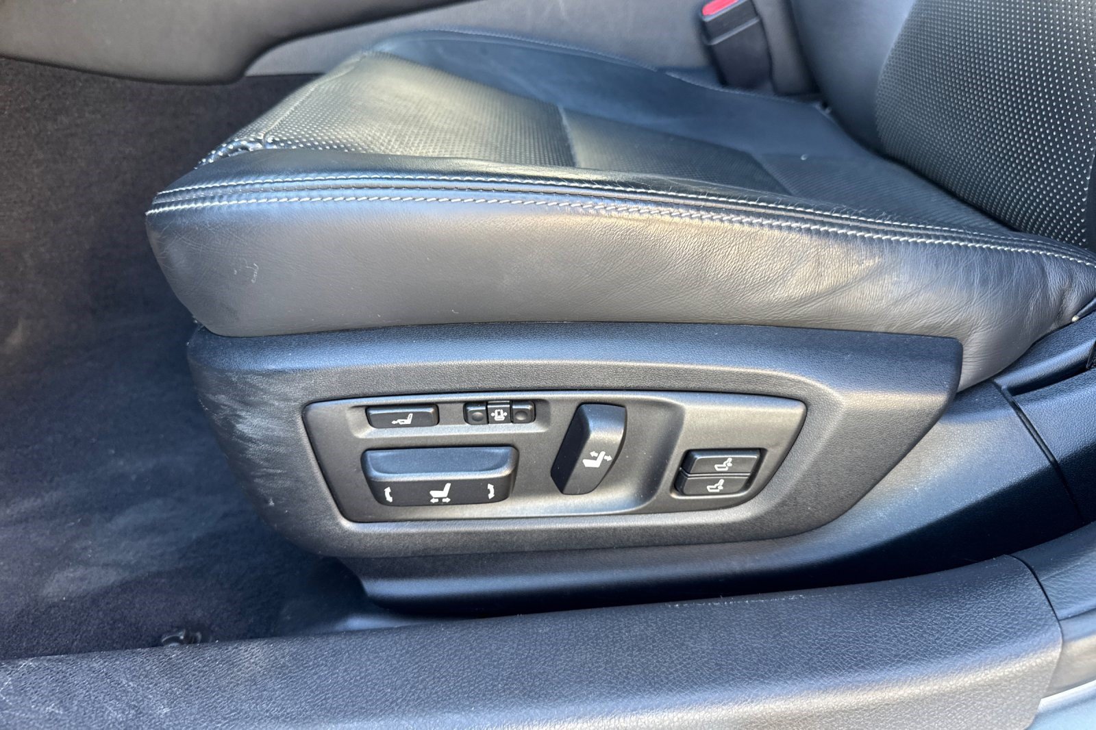 Used 2015 Lexus GS 350 w/ F Sport Package RWD image 14