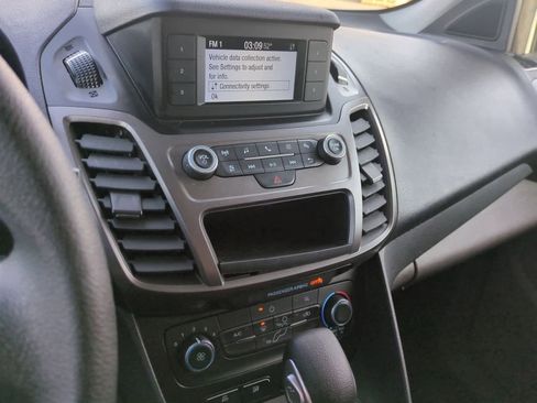 Used 2022 Ford Transit Connect XL image 24