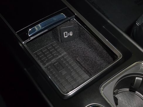 New 2025 Lincoln Corsair Reserve w/ Jet Appearance Package image 27