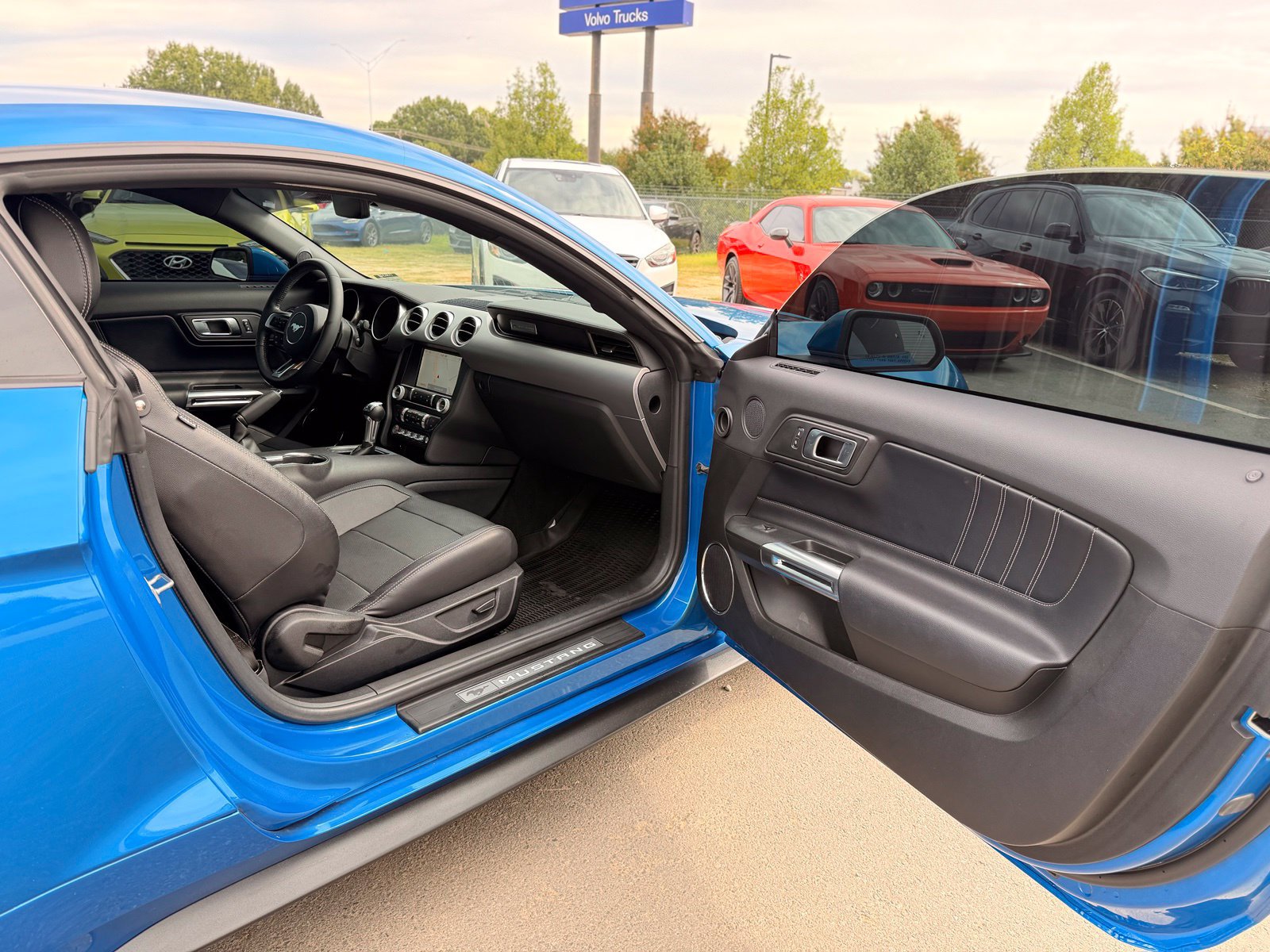 Used 2021 Ford Mustang GT Premium w/ Ford Safe & Smart Package RWD image 28