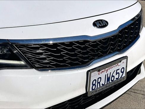 Used 2020 Kia Optima LX image 28