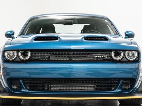 Used 2023 Dodge Challenger SRT Hellcat RWD image 4