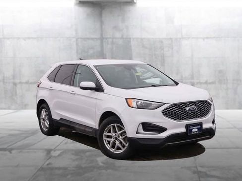 Certified 2024 Ford Edge SEL image 2