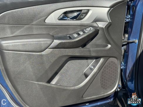 Certified 2023 Chevrolet Traverse LT image 16