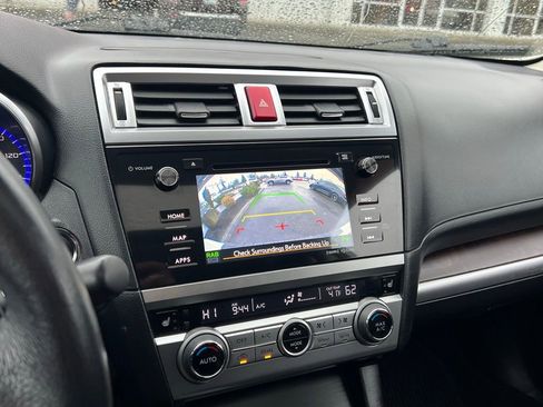 Used 2025 Toyota Prius XSE image 27