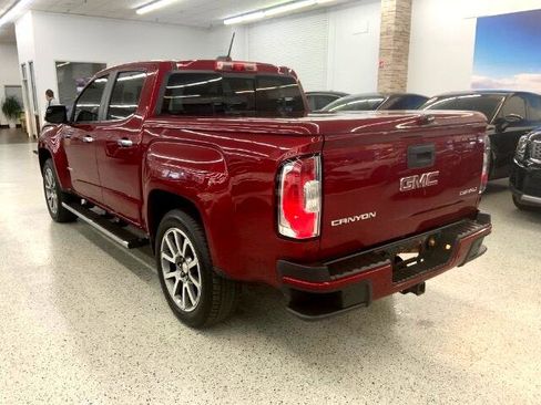 Used 2019 GMC Canyon Denali image 7
