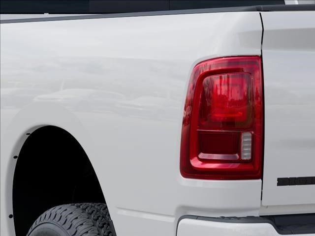 New 2026 RAM 3500 Big Horn AWD/4WD image 10