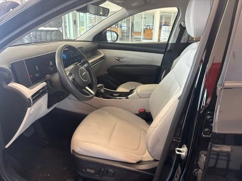 Used 2025 Hyundai Tucson SEL AWD/4WD image 24