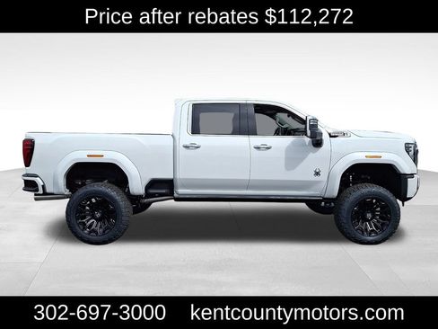 New 2026 GMC Sierra 2500 Denali w/ Denali Reserve Package AWD/4WD image 7