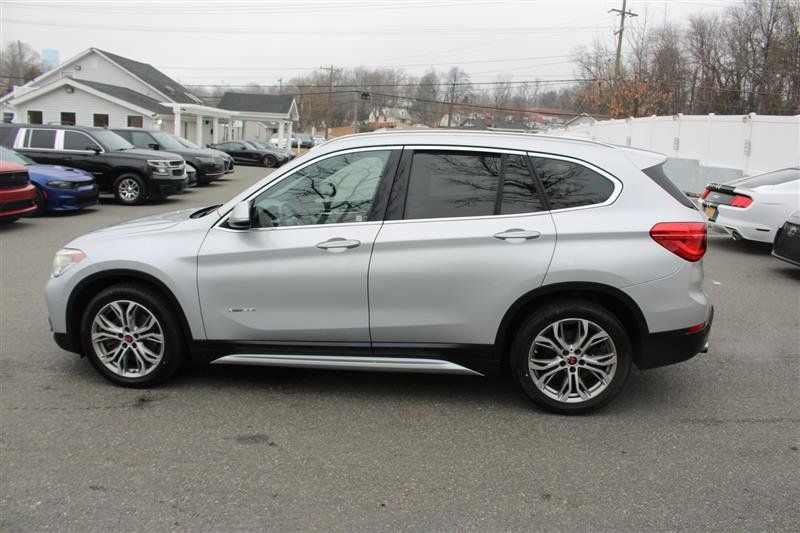 Used 2016 BMW X1 xDrive28i w/ Premium Package AWD/4WD image 4