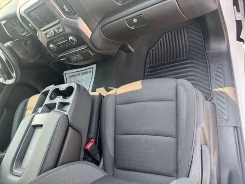 Used 2023 Chevrolet Silverado 1500 Custom AWD/4WD image 13