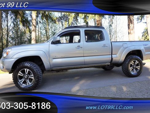 Used 2014 Toyota Tacoma 4x4 Double Cab w/ TRD Sport Package image 5