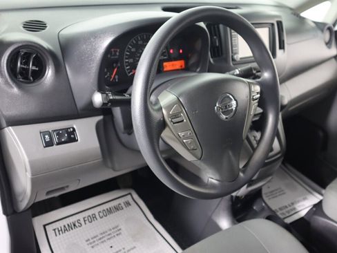 Used 2021 Nissan NV200 SV w/ Sliding Door Glass Package image 8