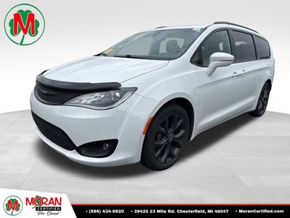 Used 2019 Chrysler Pacifica Limited w/ S Appearance Package