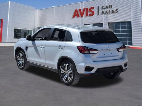Used 2025 Mitsubishi Outlander Sport SE AWD/4WD image 9