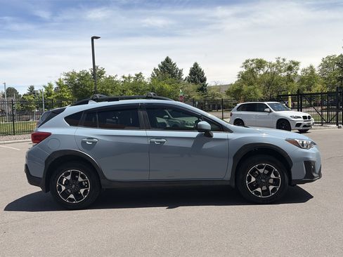 Used 2019 Subaru Crosstrek 2.0i Premium AWD/4WD image 4
