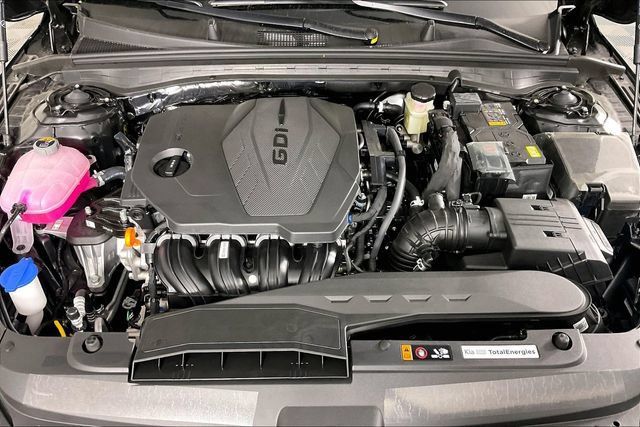 New 2026 Kia K5 LXS FWD image 2