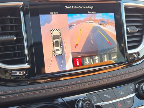 New 2026 Chrysler Pacifica Pinnacle image 25