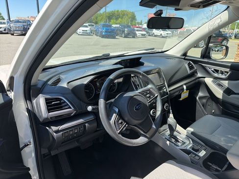 Used 2024 Subaru Forester Premium image 4