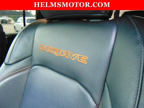 Used 2021 Jeep Gladiator Mojave AWD/4WD image 27