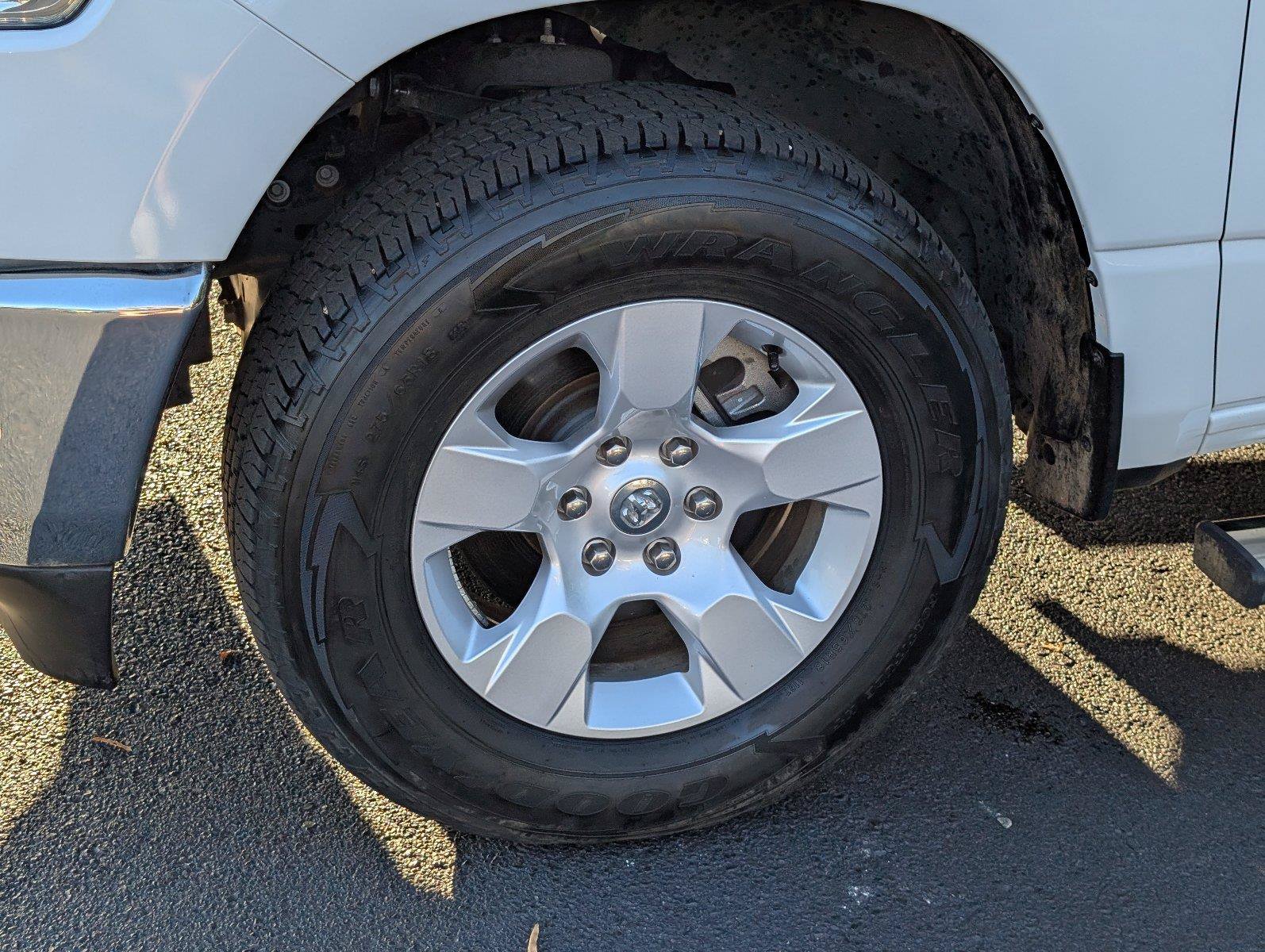Used 2024 RAM 1500 Tradesman AWD/4WD image 11