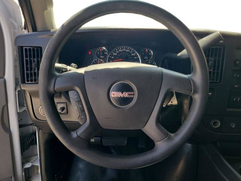 Used 2018 GMC Savana 2500 w/ Driver Convenience Package RWD image 12