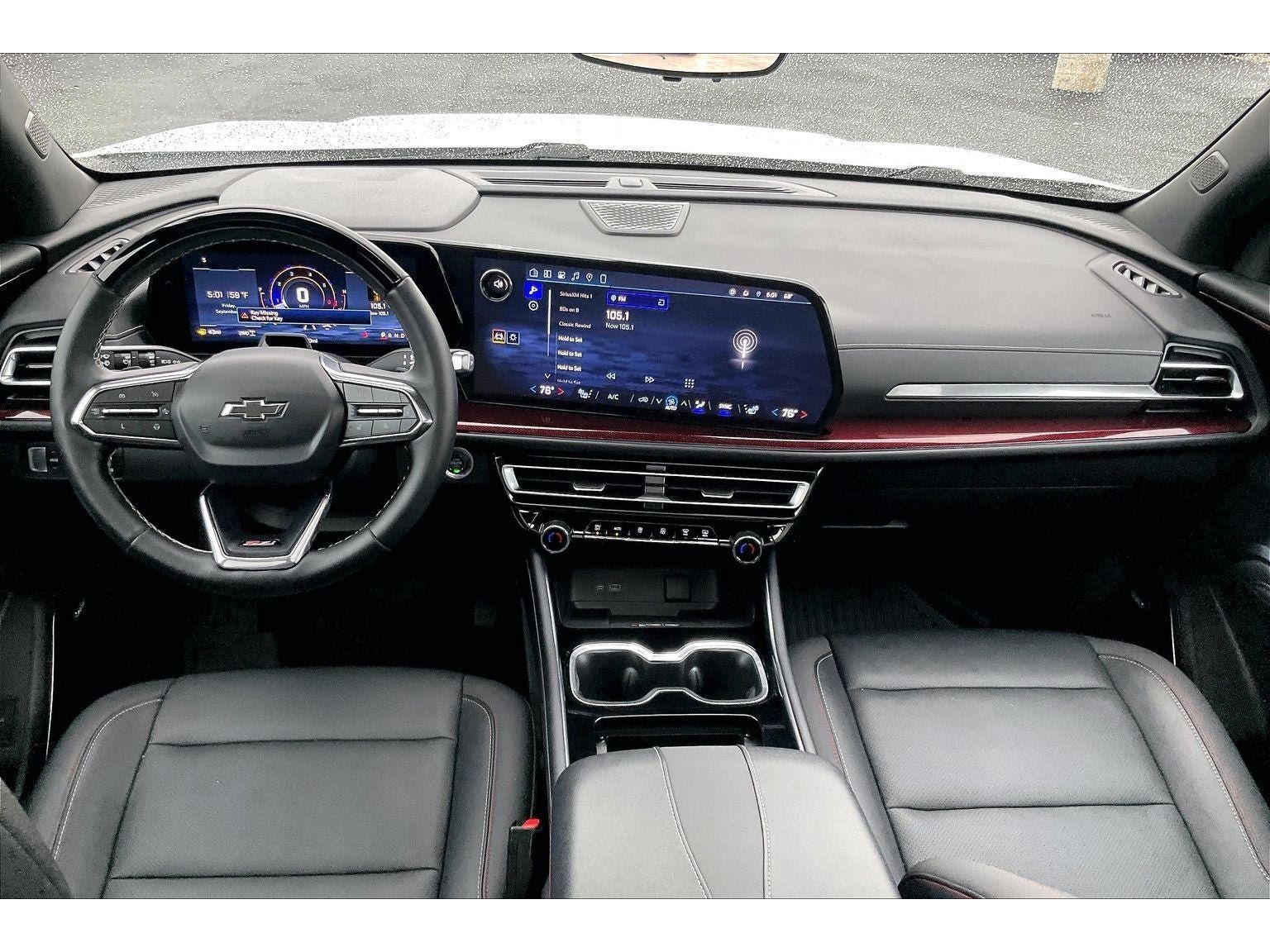 Used 2025 Chevrolet Traverse Z71 w/ Enhanced Driving Package AWD/4WD image 17