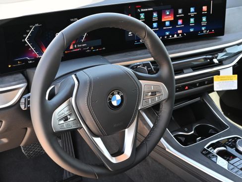 New 2026 BMW X7 xDrive40i AWD/4WD image 13