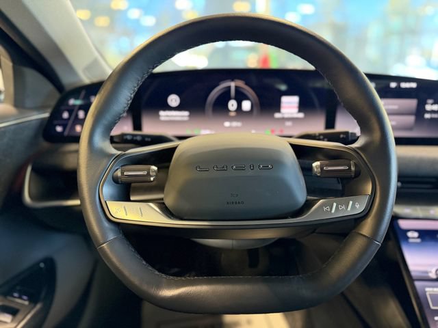 Used 2025 Lucid Air Touring AWD/4WD image 25