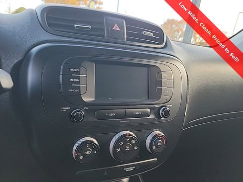 Used 2019 Kia Soul Base 4D Hatchback image 26