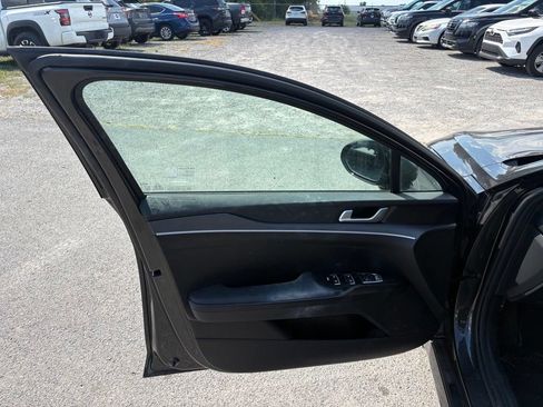 Used 2025 Kia K5 LXS FWD image 15