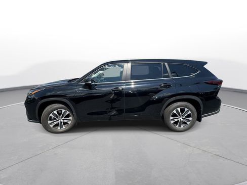 Certified 2026 Toyota Highlander XLE AWD/4WD image 56