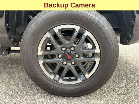 Used 2025 Toyota Tacoma TRD Sport AWD/4WD image 10