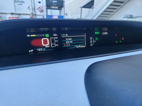 Used 2018 Toyota Prius Four image 21