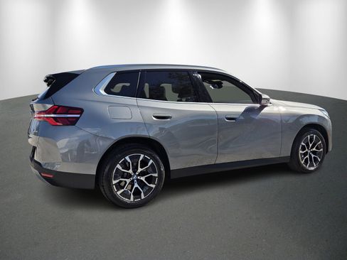 Certified 2025 BMW X3 xDrive30i w/ Premium Package image 7