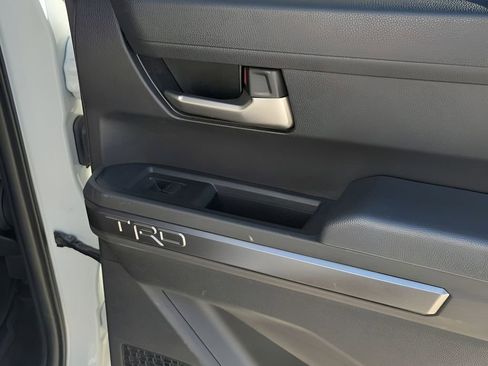 Used 2024 Toyota Tacoma TRD Off-Road image 42