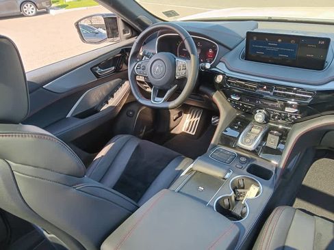Used 2023 Acura MDX A-Spec image 17