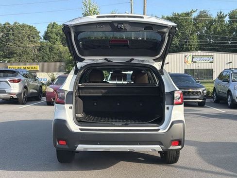 Certified 2025 Subaru Outback Touring XT AWD/4WD image 14