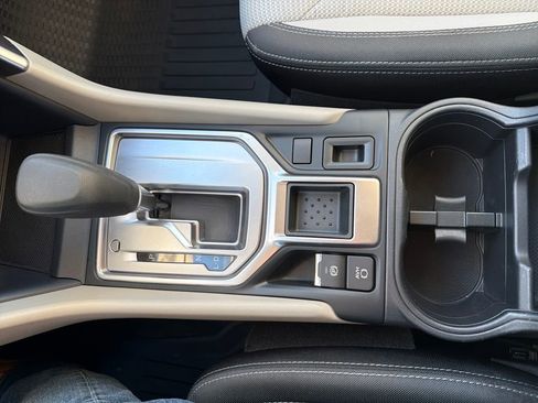 Certified 2023 Subaru Forester Base image 44