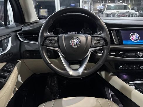 Used 2023 Buick Enclave Avenir w/ Avenir Technology Package AWD/4WD image 32