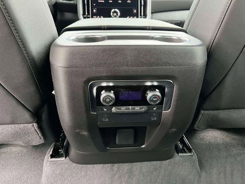 New 2026 GMC Yukon XL Elevation image 14