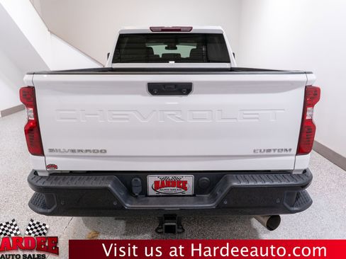 Used 2024 Chevrolet Silverado 2500 Custom w/ Custom Value Package AWD/4WD image 4