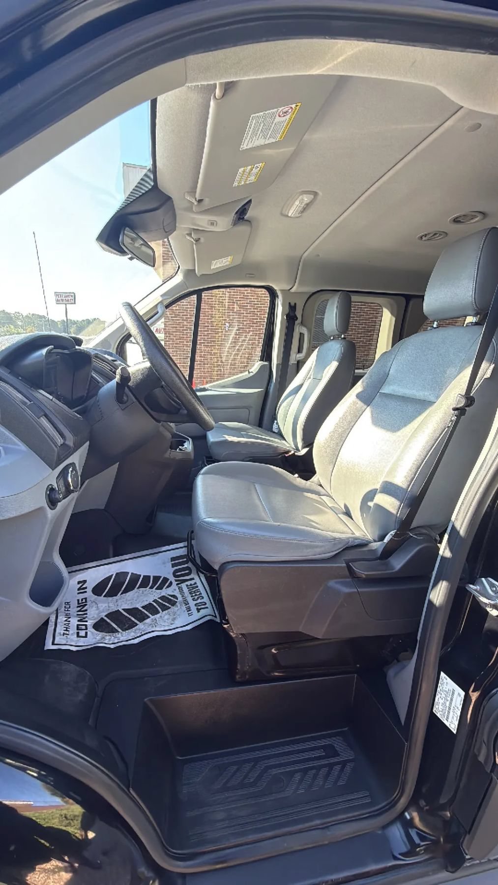 Used 2018 Ford Transit 350 XL RWD image 26