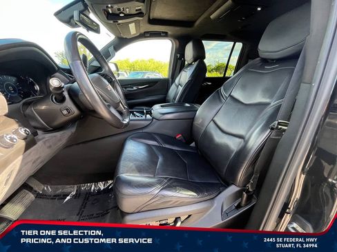 Used 2020 Cadillac Escalade ESV Platinum AWD/4WD image 10